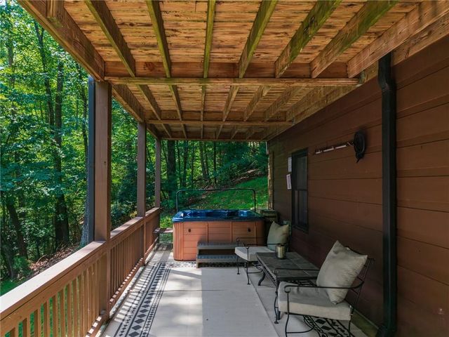 120 Walnut Mountain Court, Ellijay, GA 30536