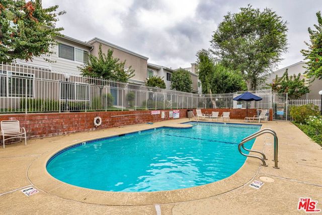 10239 White Oak Avenue 1, Los Angeles, CA 91325