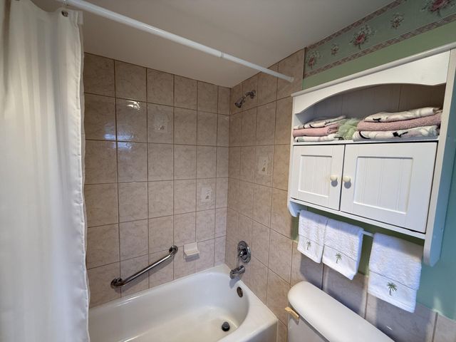 375 SW 56th Ave 116, Margate, FL 33068