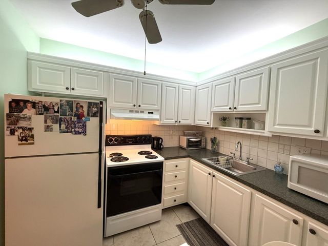 375 SW 56th Ave 116, Margate, FL 33068