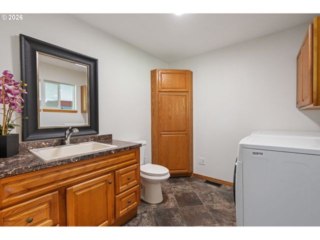 2838 LEWIS RIVER Rd, Woodland, WA 98674