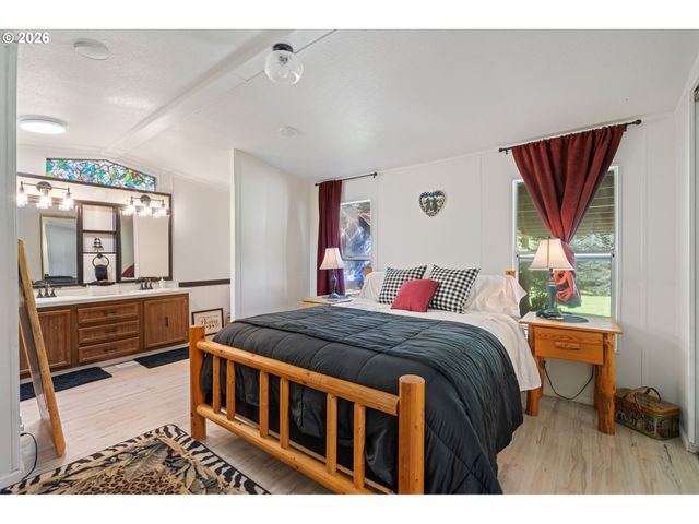 2838 LEWIS RIVER Rd, Woodland, WA 98674