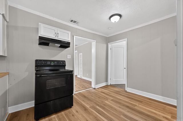 5105 W 28Th Street, Little Rock, AR 72204