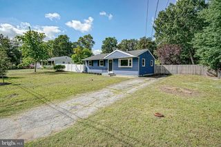 408 TIMBERLINE DR, Mount Laurel, NJ 08054