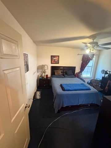 918 Bayonne Street, Dallas, TX 75212