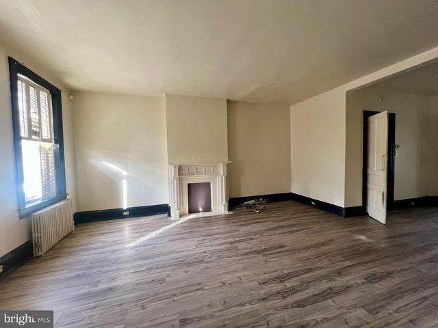 17 S PINE ST, York, PA 17403