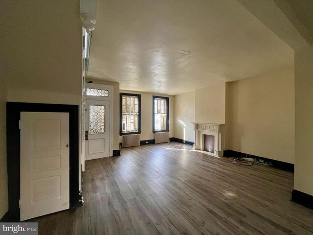 17 S PINE ST, York, PA 17403