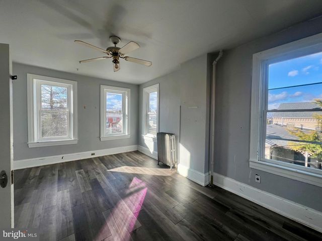 17 S PINE ST, York, PA 17403