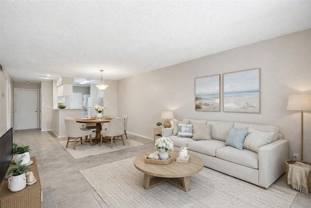 208 Yacht Club Lane 208, Seabrook, TX 77586