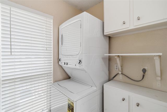 208 Yacht Club Lane 208, Seabrook, TX 77586