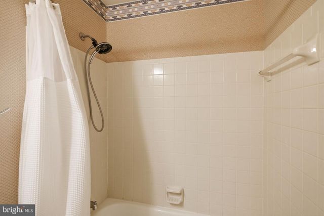 1913 AUBREY PLACE CT, Vienna, VA 22182