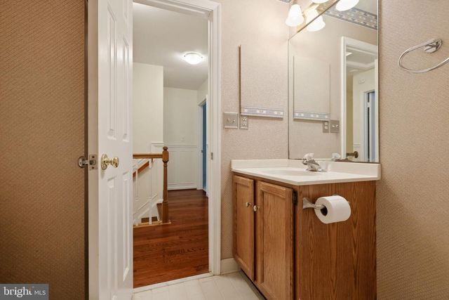 1913 AUBREY PLACE CT, Vienna, VA 22182