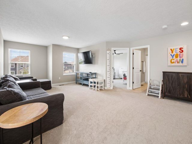 5822 Freight Line Way, Plain City, OH 43064