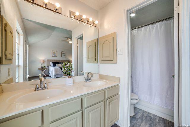 9502 Woodland, San Antonio, TX 78250