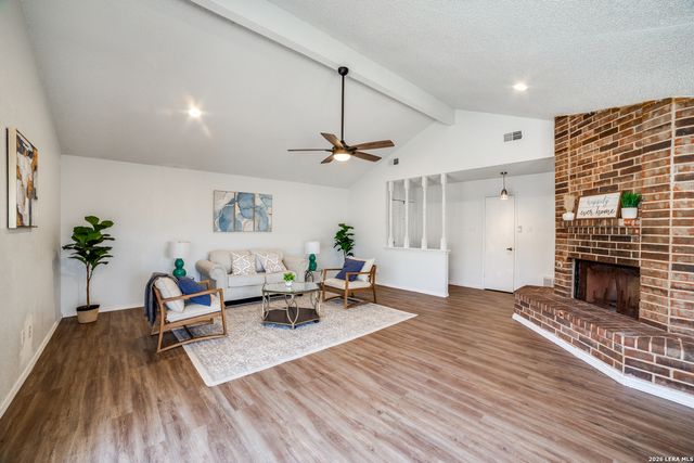 9502 Woodland, San Antonio, TX 78250