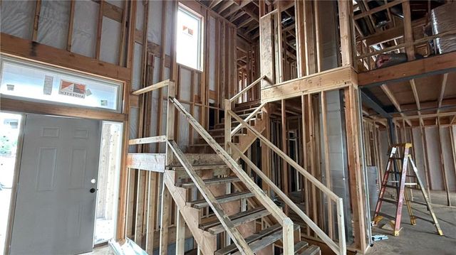 2357 Prairie Creek Drive, Kearney, MO 64060