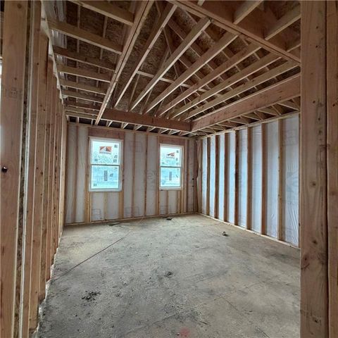2357 Prairie Creek Drive, Kearney, MO 64060