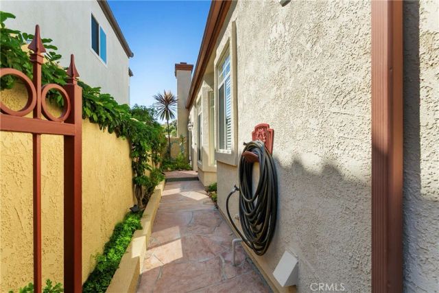 11 Reina, Dana Point, CA 92629