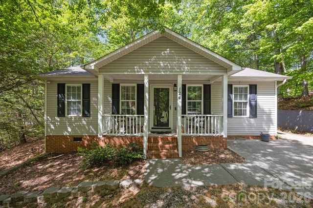 124 Stately Pines Drive, Troutman, NC 28166