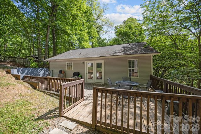 124 Stately Pines Drive, Troutman, NC 28166