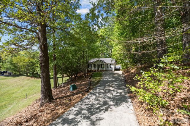 124 Stately Pines Drive, Troutman, NC 28166
