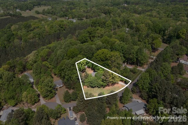 124 Stately Pines Drive, Troutman, NC 28166