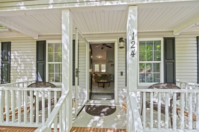 124 Stately Pines Drive, Troutman, NC 28166