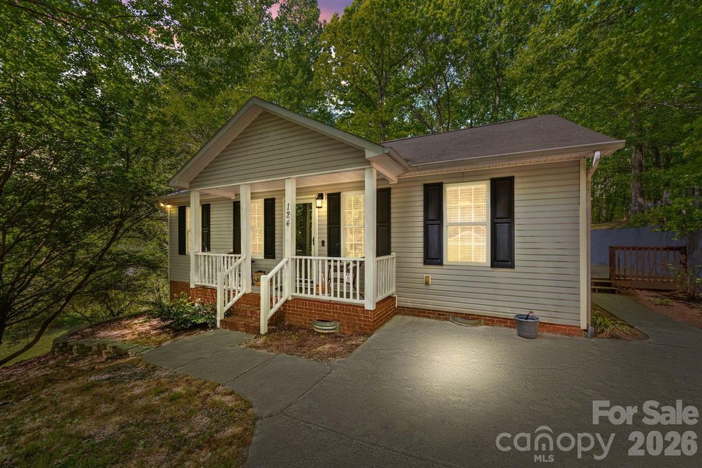 124 Stately Pines Drive, Troutman, NC 28166