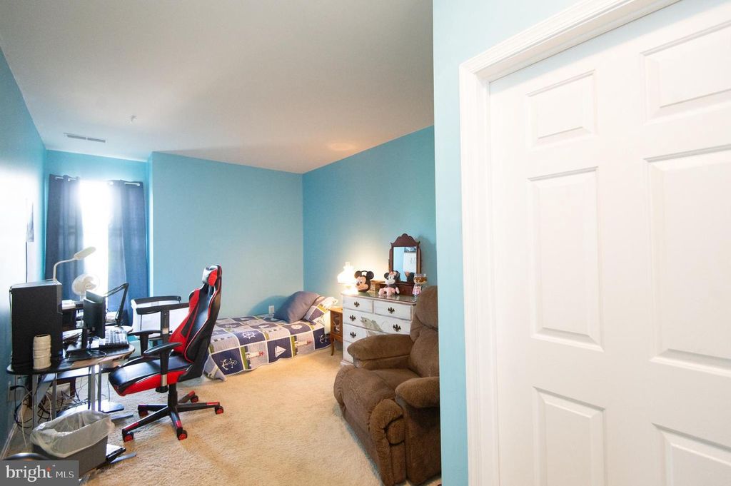 Image 28 of property listing at 700 CATTAIL CV #212, Cambridge, MD 21613