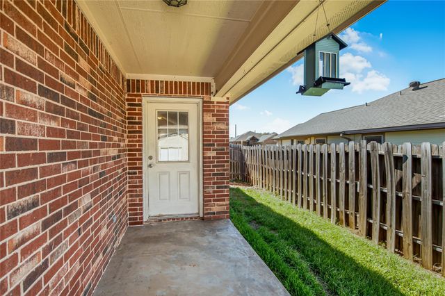 1002 Copperas BND, Caldwell, TX 77836