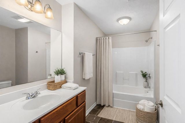 1002 Copperas BND, Caldwell, TX 77836