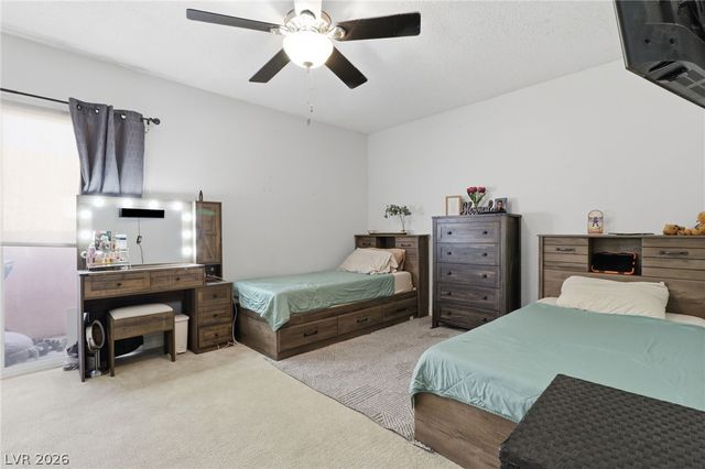 6233 West Washington Avenue, Las Vegas, NV 89107