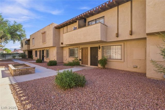 6233 West Washington Avenue, Las Vegas, NV 89107