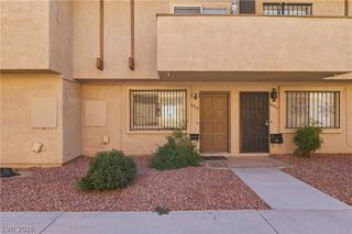 6233 West Washington Avenue, Las Vegas, NV 89107
