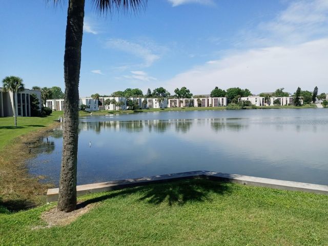 536 ORANGE DRIVE 14, Altamonte Springs, FL 32701