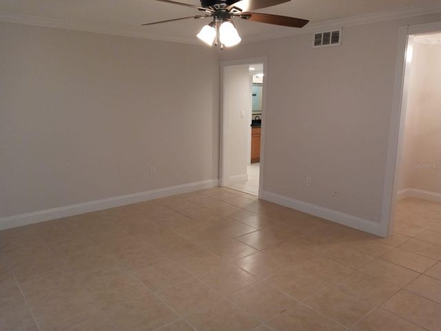 536 ORANGE DRIVE 14, Altamonte Springs, FL 32701