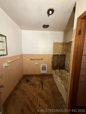 1518 N Washington Street, Ardmore, OK 73401