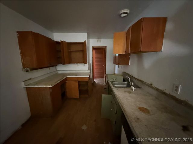 1518 N Washington Street, Ardmore, OK 73401