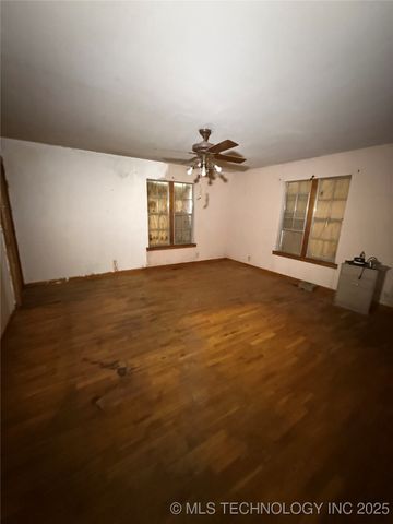 1518 N Washington Street, Ardmore, OK 73401