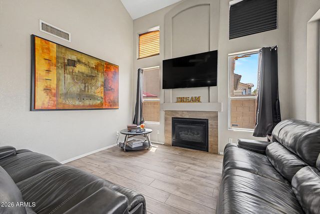 4518 E ROWEL Road, Phoenix, AZ 85050