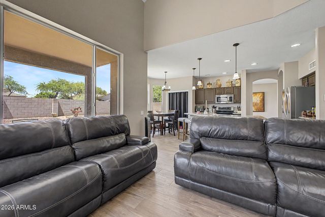 4518 E ROWEL Road, Phoenix, AZ 85050