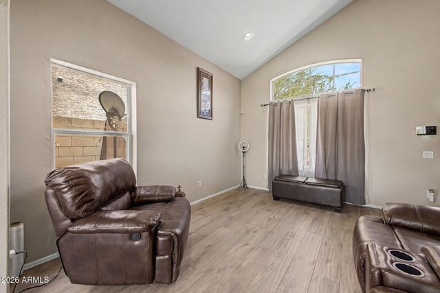 4518 E ROWEL Road, Phoenix, AZ 85050