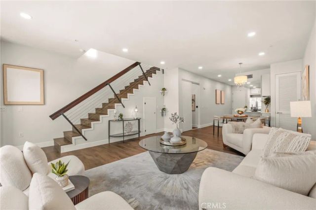 1401 Mission Street 208, South Pasadena, CA 91030