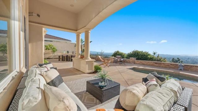 752 Valparaiso Drive, Claremont, CA 91711