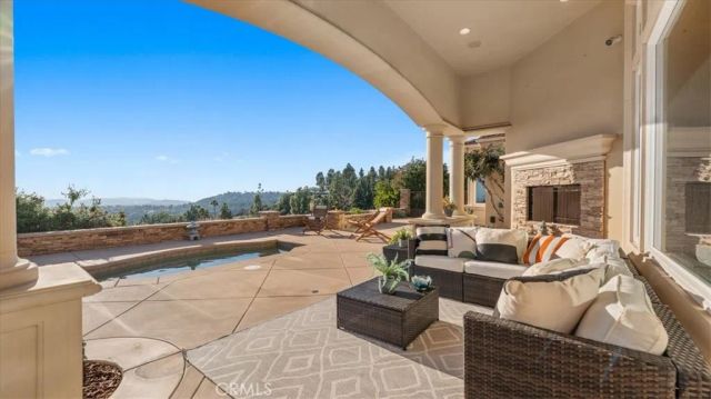 752 Valparaiso Drive, Claremont, CA 91711