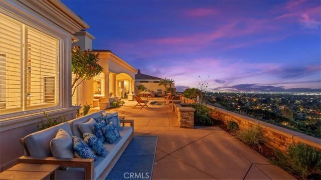 752 Valparaiso Drive, Claremont, CA 91711