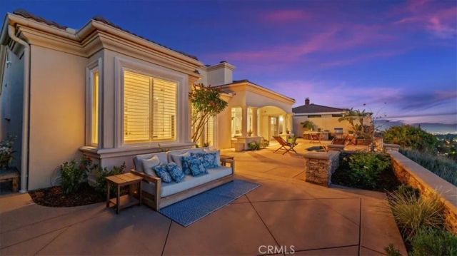 752 Valparaiso Drive, Claremont, CA 91711