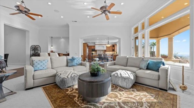 752 Valparaiso Drive, Claremont, CA 91711