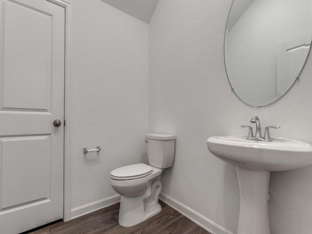 4727 Glen Isle Drive, Houston, TX 77009