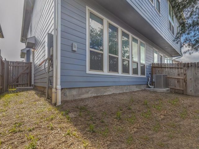 4727 Glen Isle Drive, Houston, TX 77009